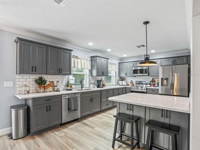 6570 SE 175TH COURT, Morriston, FL 32668