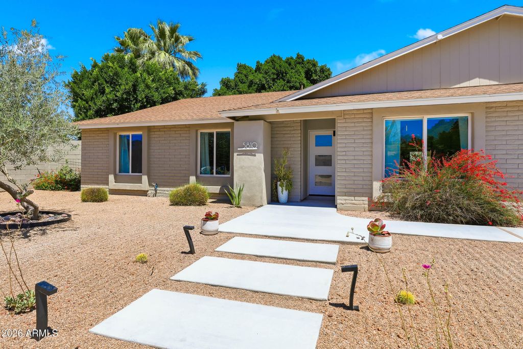 Image 2 of property listing at 5810 E FRIESS Drive, Scottsdale, AZ 85254