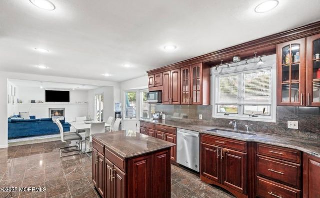 16 Bridle Drive, West Long Branch, NJ 07764