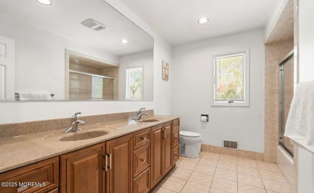 16 Bridle Drive, West Long Branch, NJ 07764