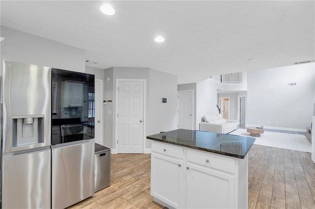 709 Roxholly Lane, Buford, GA 30518