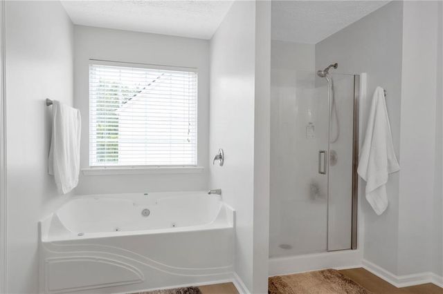 709 Roxholly Lane, Buford, GA 30518