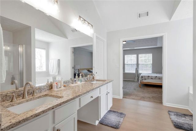 709 Roxholly Lane, Buford, GA 30518