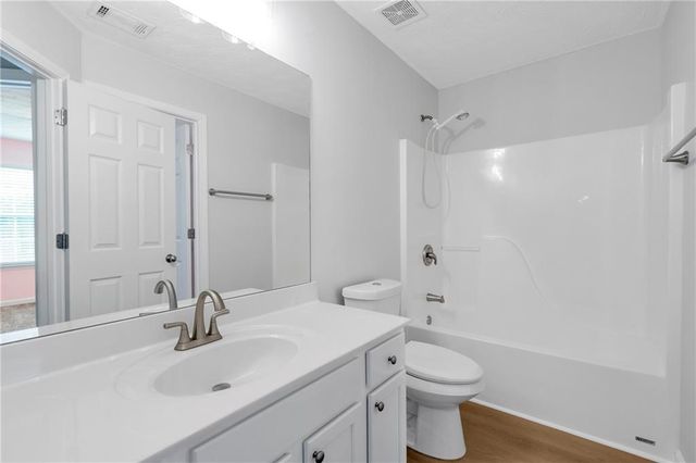 709 Roxholly Lane, Buford, GA 30518