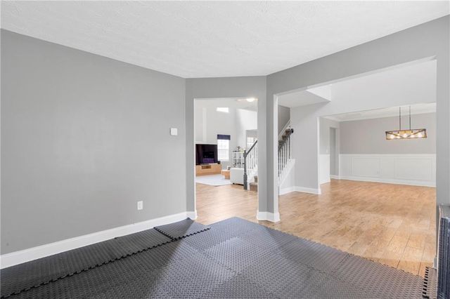 709 Roxholly Lane, Buford, GA 30518
