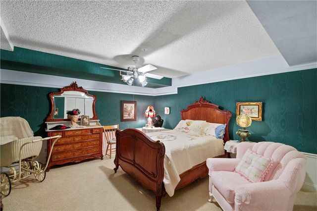 2950 W Eagle View, Garden City, KS 67846