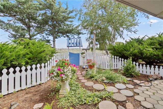 2950 W Eagle View, Garden City, KS 67846