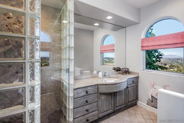 1375 Este Vista, Cardiff By The Sea, CA 92007