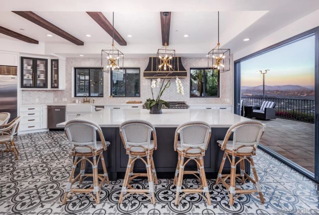 1375 Este Vista, Cardiff By The Sea, CA 92007