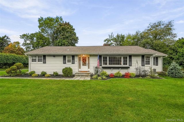 4 Pheasant Drive, West Nyack, NY 10994