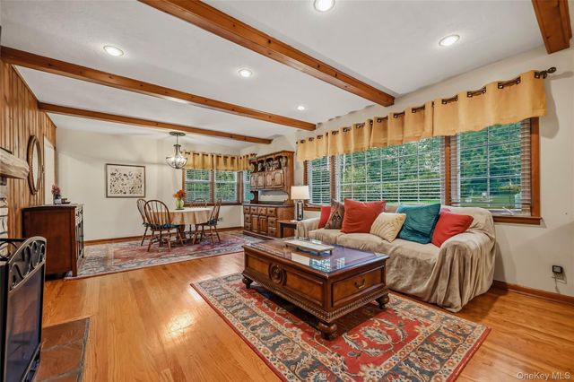 4 Pheasant Drive, West Nyack, NY 10994