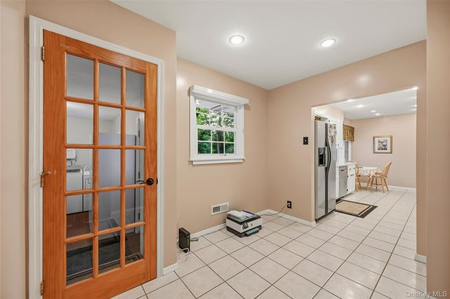 4 Pheasant Drive, West Nyack, NY 10994