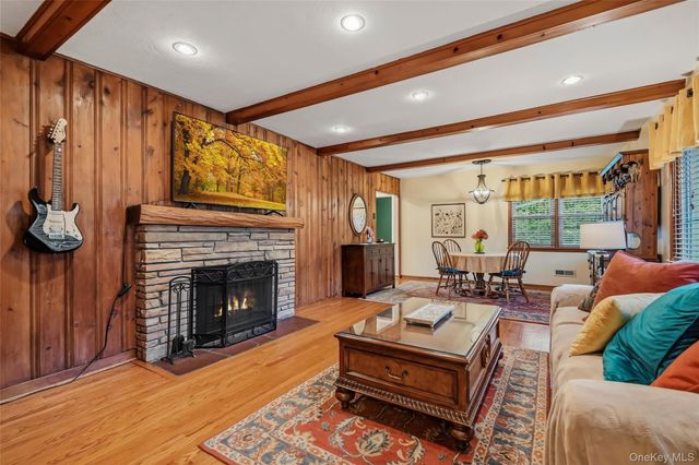 4 Pheasant Drive, West Nyack, NY 10994