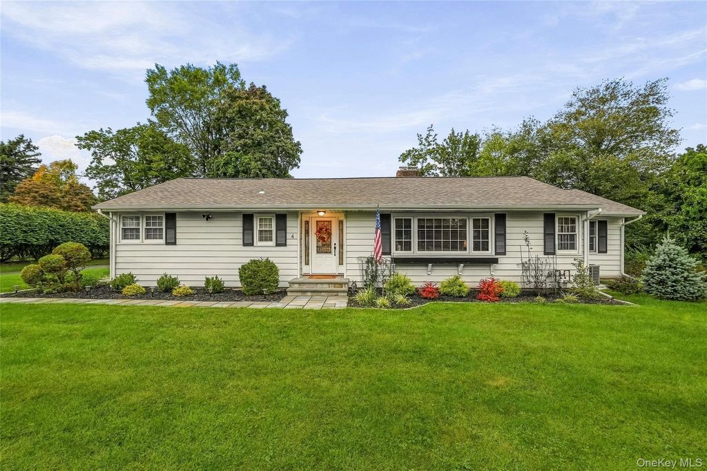 4 Pheasant Drive, West Nyack, NY 10994 — photo 2