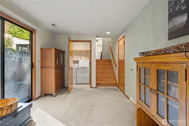 14107 97th Avenue NE, Kirkland, WA 98034