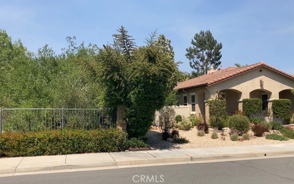 27306 Sweetspire Terrace Place, Murrieta, CA 92562