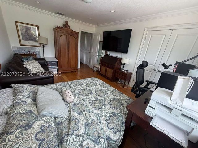 8031 NE Bayshore Ct 8031, Miami, FL 33138