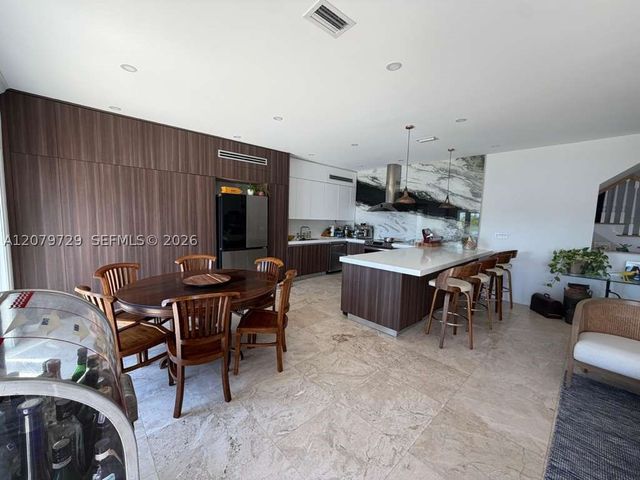 8031 NE Bayshore Ct 8031, Miami, FL 33138
