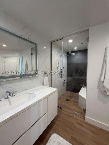 8031 NE Bayshore Ct 8031, Miami, FL 33138