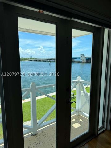8031 NE Bayshore Ct 8031, Miami, FL 33138