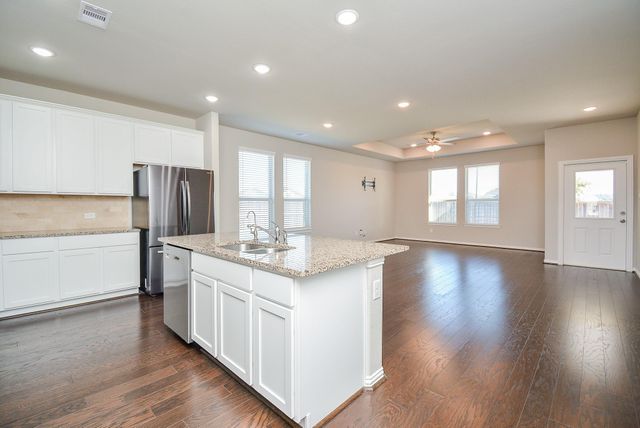 8403 Delta Down Drive, Fulshear, TX 77441