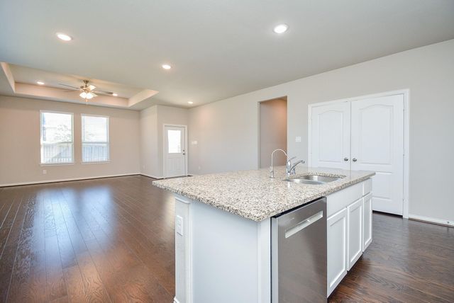 8403 Delta Down Drive, Fulshear, TX 77441