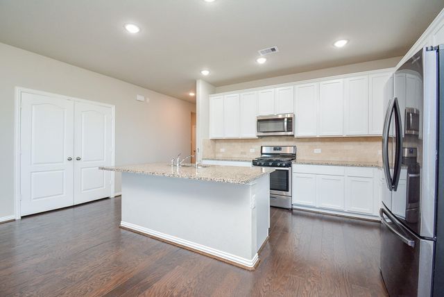 8403 Delta Down Drive, Fulshear, TX 77441