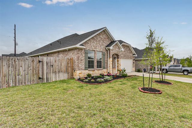 8403 Delta Down Drive, Fulshear, TX 77441