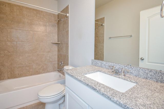 8403 Delta Down Drive, Fulshear, TX 77441