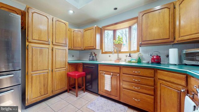 5456 PLEASANT MILLS RD, Egg Harbor City, NJ 08215