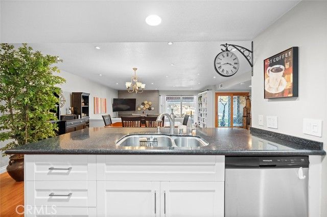 7671 Juliette Low Drive, Huntington Beach, CA 92647