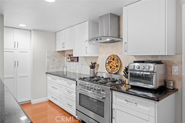 7671 Juliette Low Drive, Huntington Beach, CA 92647