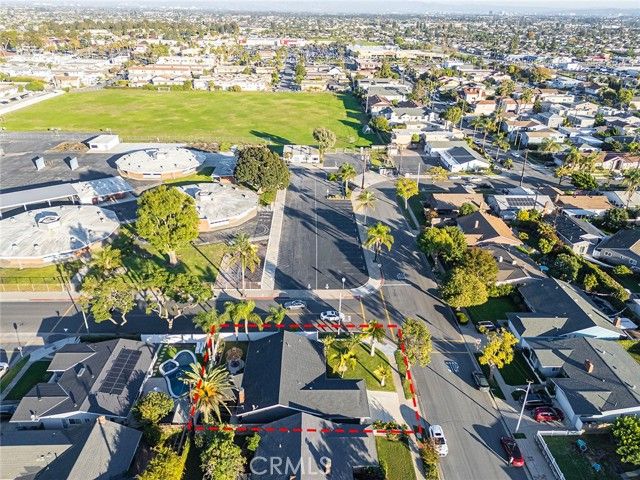 7671 Juliette Low Drive, Huntington Beach, CA 92647