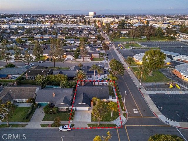 7671 Juliette Low Drive, Huntington Beach, CA 92647