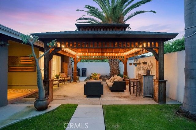 7671 Juliette Low Drive, Huntington Beach, CA 92647