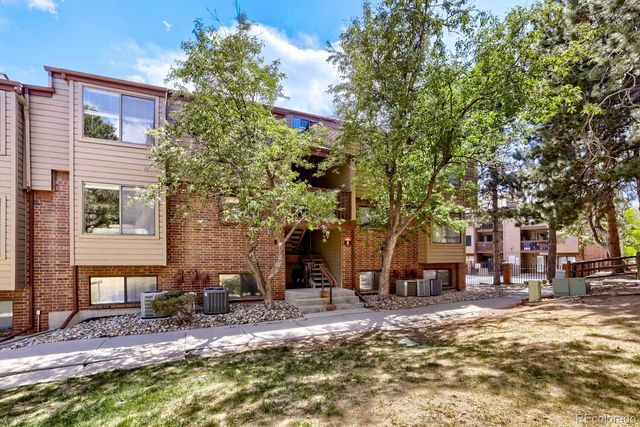 326 Wright Street 205, Lakewood, CO 80228