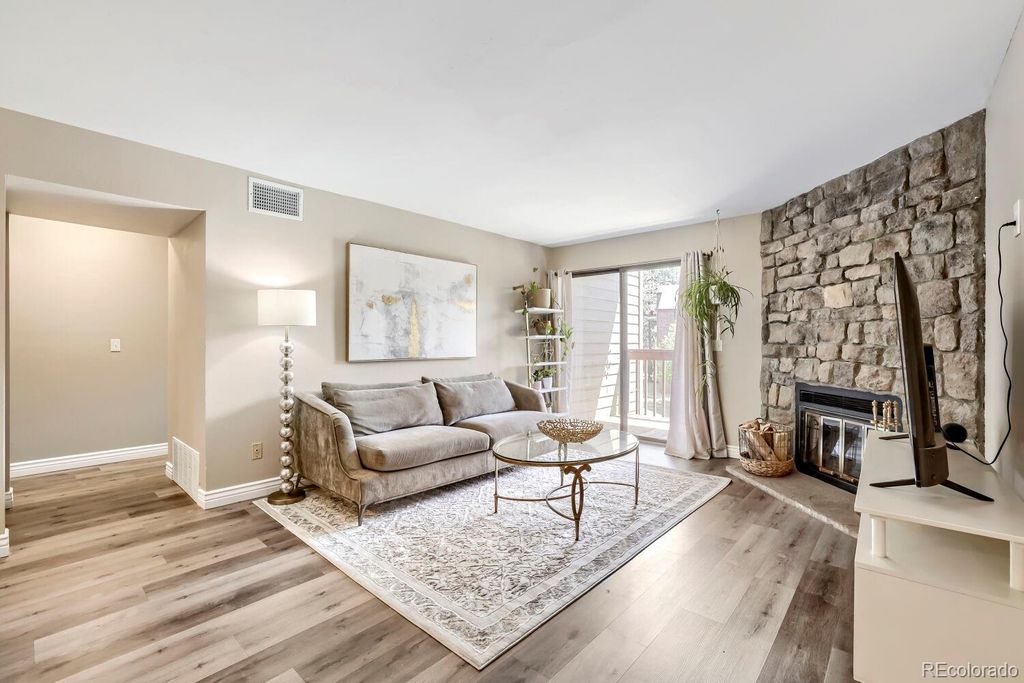 326 Wright Street 205, Lakewood, CO 80228