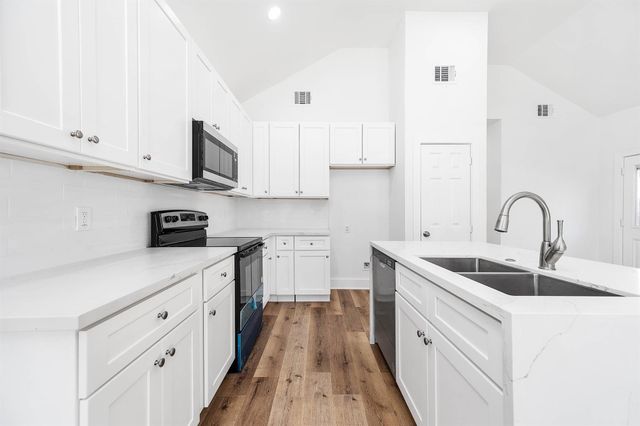 16978 W Hammon, Montgomery, TX 77316