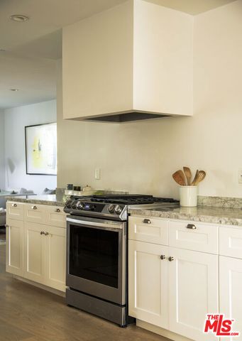 5444 W 77th Street, Los Angeles, CA 90045