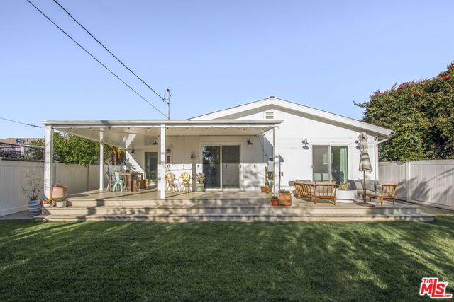 5444 W 77th Street, Los Angeles, CA 90045