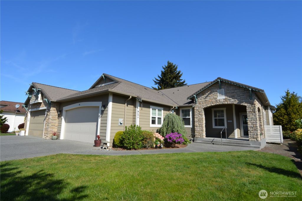 91 Mount Baker Drive, Sequim, WA 98382
