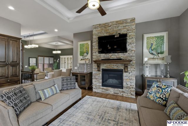 12504 Pintail Circle, Papillion, NE 68046