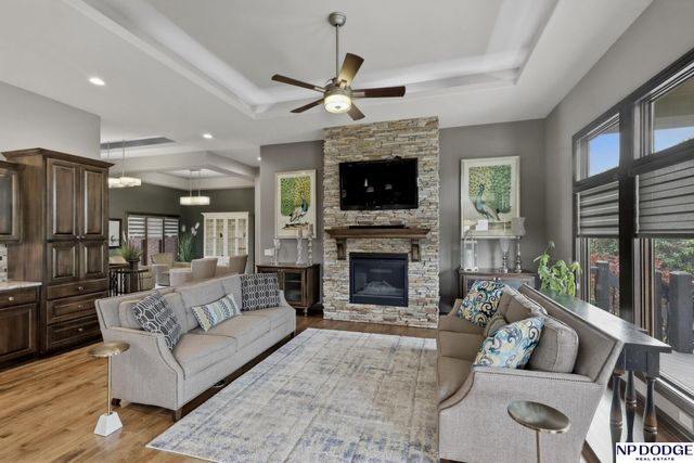 12504 Pintail Circle, Papillion, NE 68046