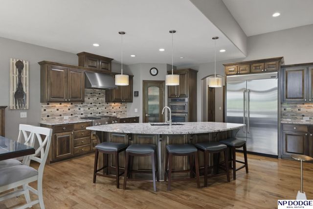 12504 Pintail Circle, Papillion, NE 68046