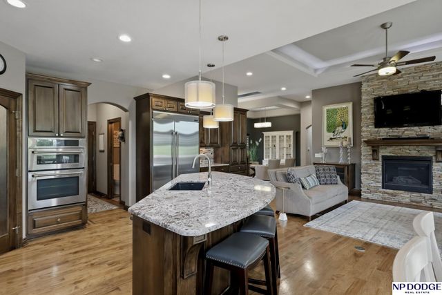 12504 Pintail Circle, Papillion, NE 68046