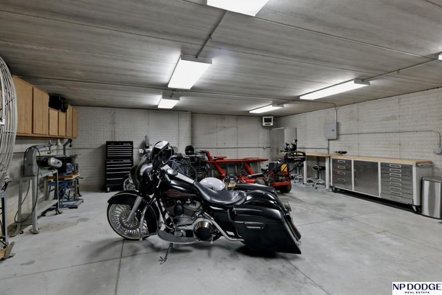 12504 Pintail Circle, Papillion, NE 68046