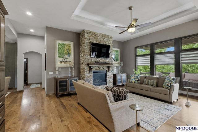 12504 Pintail Circle, Papillion, NE 68046