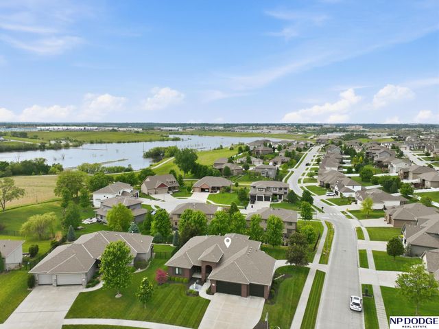 12504 Pintail Circle, Papillion, NE 68046