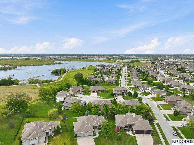 12504 Pintail Circle, Papillion, NE 68046