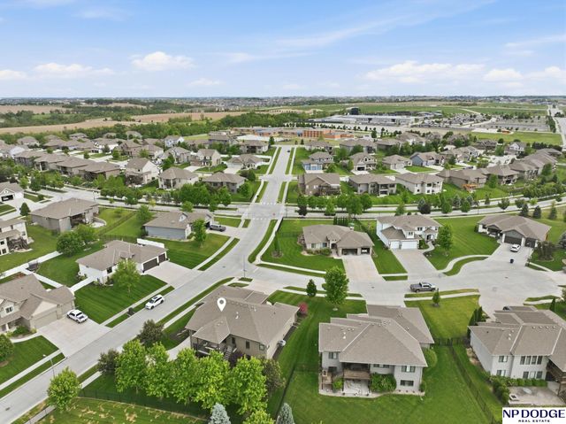 12504 Pintail Circle, Papillion, NE 68046